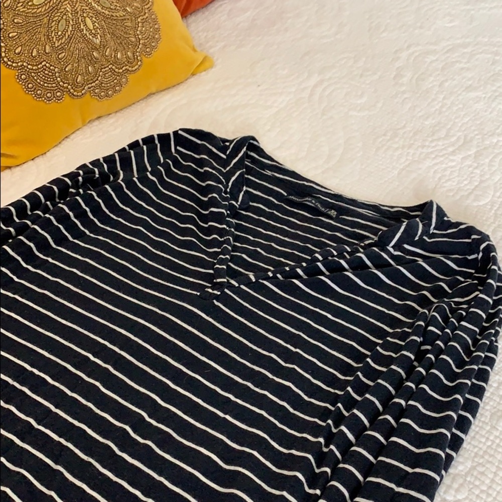 Abercrombie & Fitch top